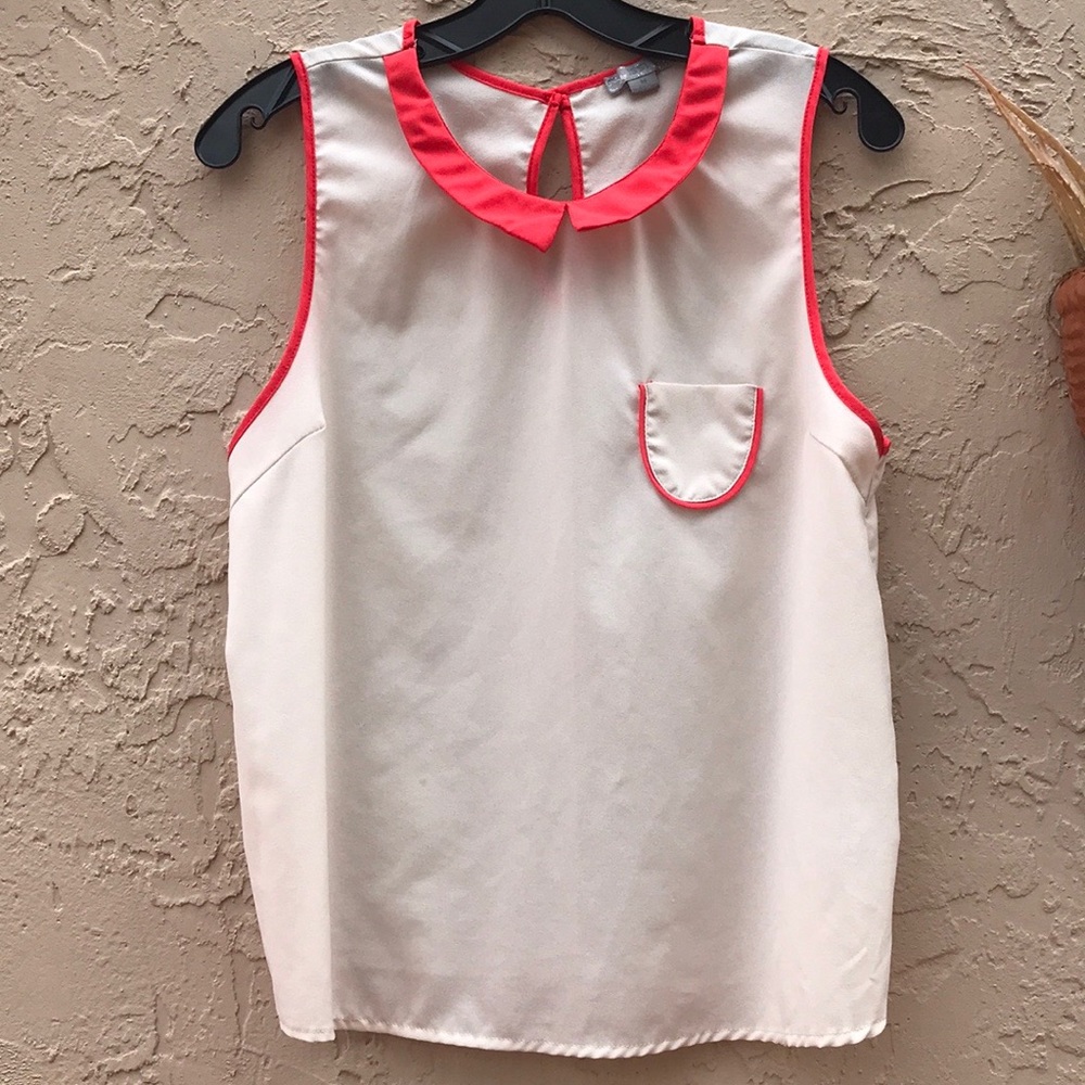 🌺 Issi Sweet Cream and Orange Trim Top